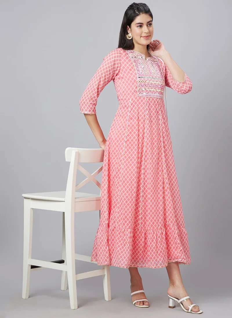 جلو باص فستان نسائي قطن خالص مطبوع برقبة مستديرة مزين بنقوش عرقية